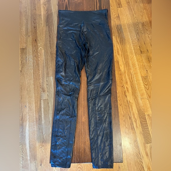 SPANX Faux Leather Moto Leggings Size M Black - Picture 7 of 9